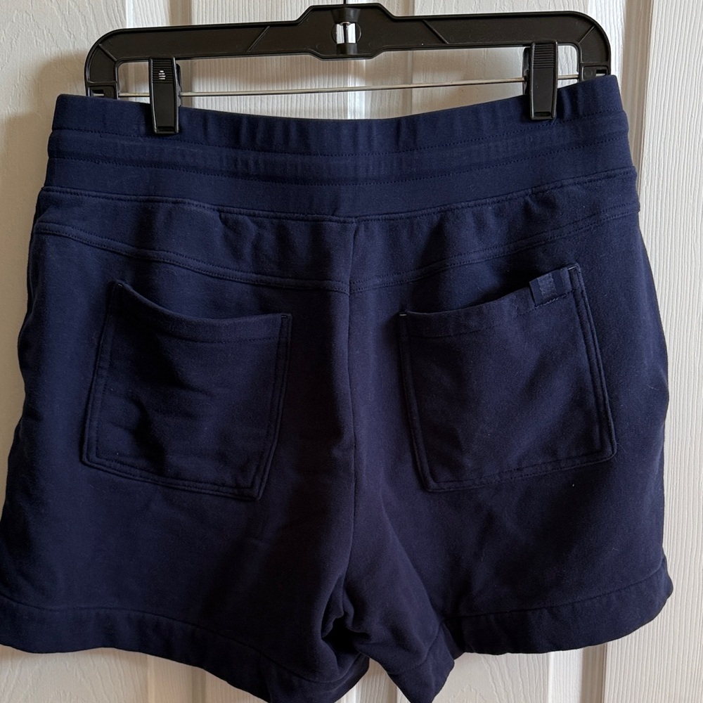 🌸 Tommy Bahama: Navy Drawstring Shorts - Picture 7 of 7